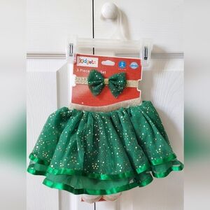 Green 3 piece Tutu set (skirt, socks, & headband)